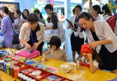 <b>平时的典型业务销售方式却需要 7.8 个电话才能完</b>