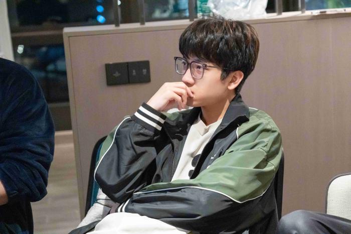 告别激战后的短暂休整，鹏鹏以一切向好态度携