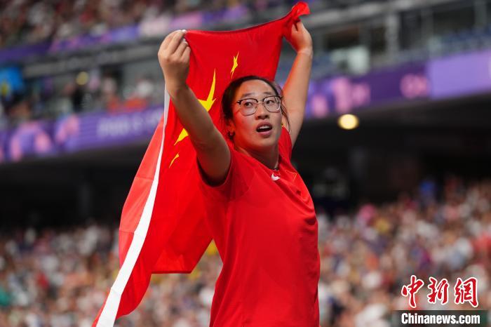 巴黎奥运冯彬夺银、黄博