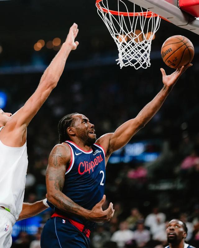 伦纳德45分率快船狂胜森林狼25分创队史命中率纪