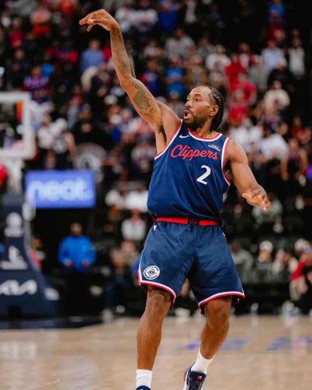 伦纳德45分率快船狂胜森林狼25分创队史命中率纪