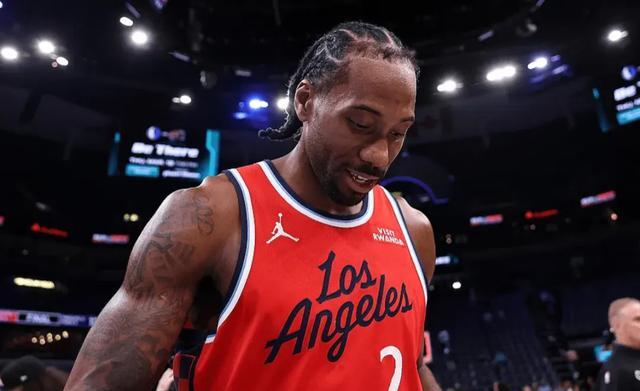 伦纳德45分率快船狂胜森林狼25分创队史命中率纪