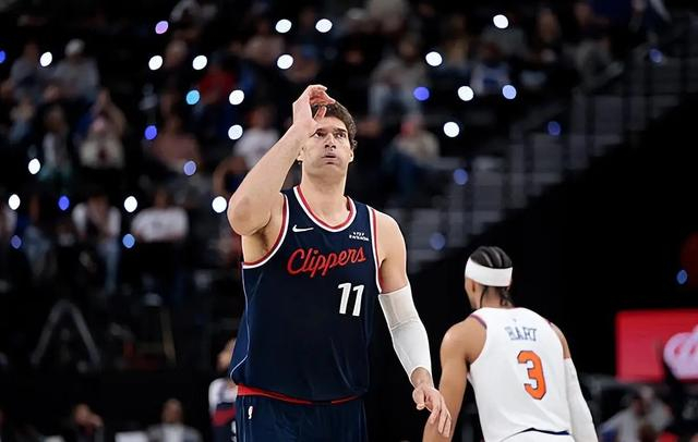 大洛佩斯崛起助快船冲击季后赛附加赛