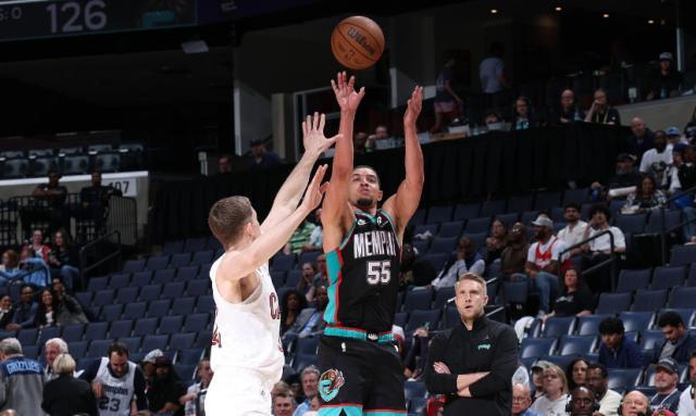 灰熊三分球创历史纪录 126-142不敌骑士开启火力盛